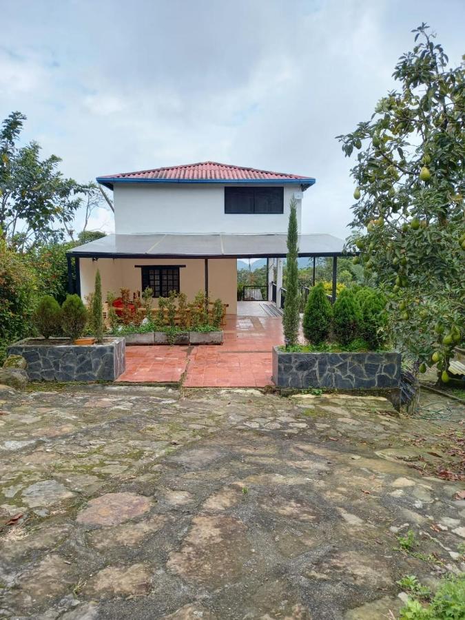 Finca Exclusividad Familiar O Grupo De Amigos Capacidad Hasta 12 Personas Calles En Placa Huella, Caminata Ecologica Alban  エクステリア 写真