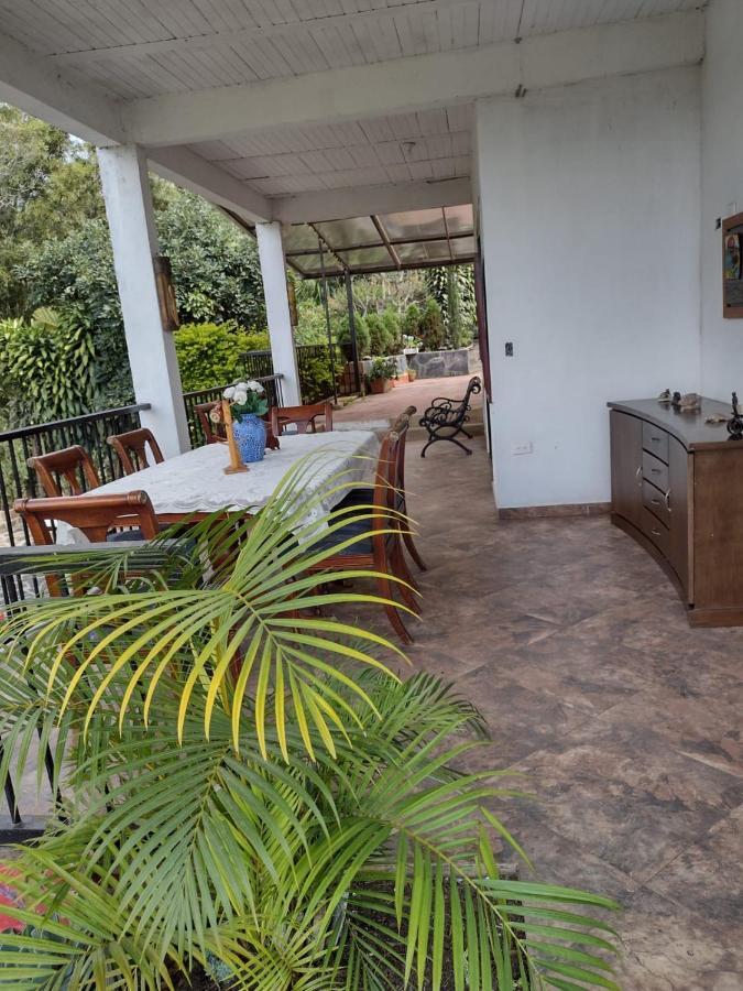 Finca Exclusividad Familiar O Grupo De Amigos Capacidad Hasta 12 Personas Calles En Placa Huella, Caminata Ecologica Alban  エクステリア 写真